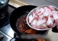 京味儿酱烧小萝卜的做法 步骤6
