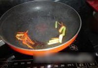 酱爆小鱿的做法 步骤8