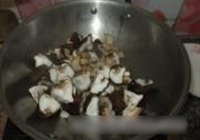 香菇炒肉片的做法 步骤5