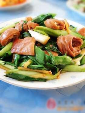 蒜苗炒大肠