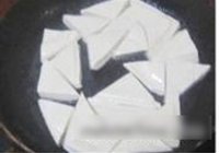 蚝豉烧豆腐的做法 步骤4