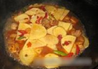 土豆炒五花肉的做法 步骤12