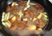 芸豆芋头炖排骨的做法 步骤10
