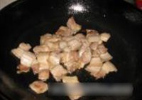 土豆炒五花肉的做法 步骤8