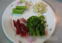 土豆炒五花肉的做法 步骤6