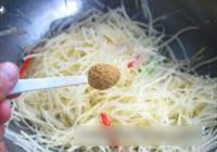 茄汁土豆丝的做法 步骤5