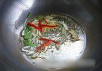 茄汁土豆丝的做法 步骤4