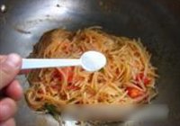 茄汁土豆丝的做法 步骤10