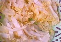 嫩白菜炒火腿的做法 步骤3