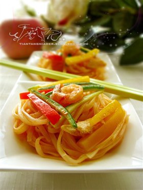 泰式甜辣炒米粉
