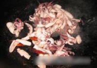葱烤鱿鱼的做法 步骤6