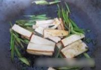 芹菜素鸡的做法 步骤5