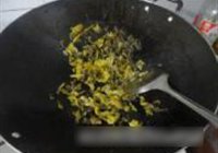 酸菜扣肉的做法 步骤4
