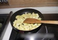 咖喱鸡肉的做法 步骤3