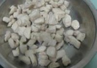 双椒鸡丁的做法 步骤3