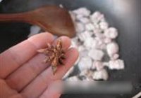 剁椒菜花粉丝煲的做法 步骤6