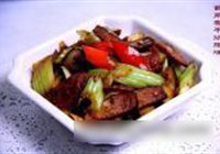 西芹香干炒腊味的做法 步骤9