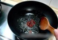 西芹香干炒腊味的做法 步骤4