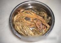 菜干蒸肉饼的做法 步骤2