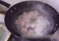 炒五花肉片的做法 步骤3