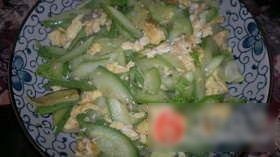 黄瓜炒鸡蛋