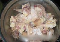 家常炖鸡的做法 步骤1