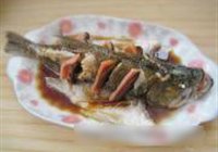 蒸鲈鱼的做法 步骤7