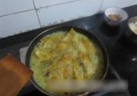炸瘦肉饺盒的做法 步骤7