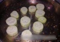 芝香肉末蒸茄子的做法 步骤6