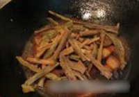 野笋干煮肉的做法 步骤13