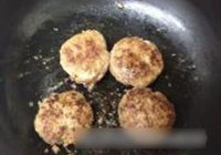 日式汉堡牛肉的做法 步骤13