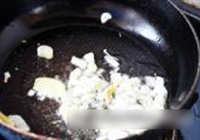 山药红烧鸡翅中的做法 步骤6