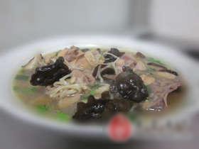 菌茹鸡块