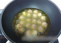 香炸藕丸的做法 步骤9