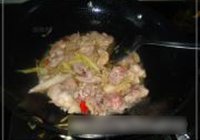 冬笋焖鸭肉的做法 步骤4