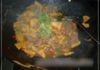 冬笋焖鸭肉的做法 步骤9