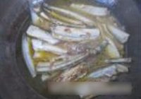 红烧秋刀鱼的做法 步骤8