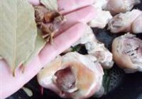 红烧猪蹄的做法 步骤6