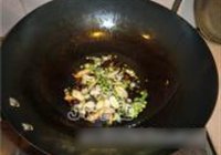 蘑菇炖素鸡的做法 步骤5