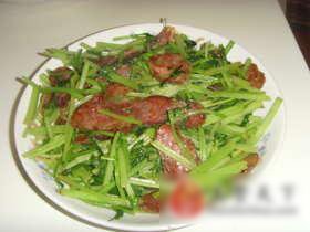 西芹炒腊肠