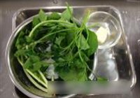 蒜味鸡腿小土豆的做法 步骤3