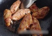 腐乳鸡翅的做法 步骤6