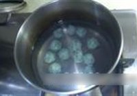 蛤蜊荠菜鱼丸汤的做法 步骤11