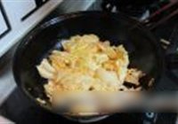 鲜虾炒白菜的做法 步骤12