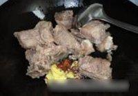 啤酒烧排骨的做法 步骤7