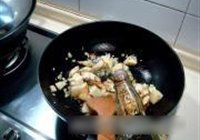 干烧冬笋的做法 步骤5