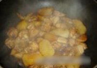 香辣土豆焖鸡块的做法 步骤10