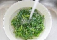 荠菜猪肉馄饨的做法 步骤5