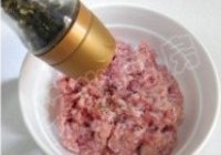 荠菜猪肉馄饨的做法 步骤8