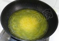 酸汤金针汆肥羊的做法 步骤4
